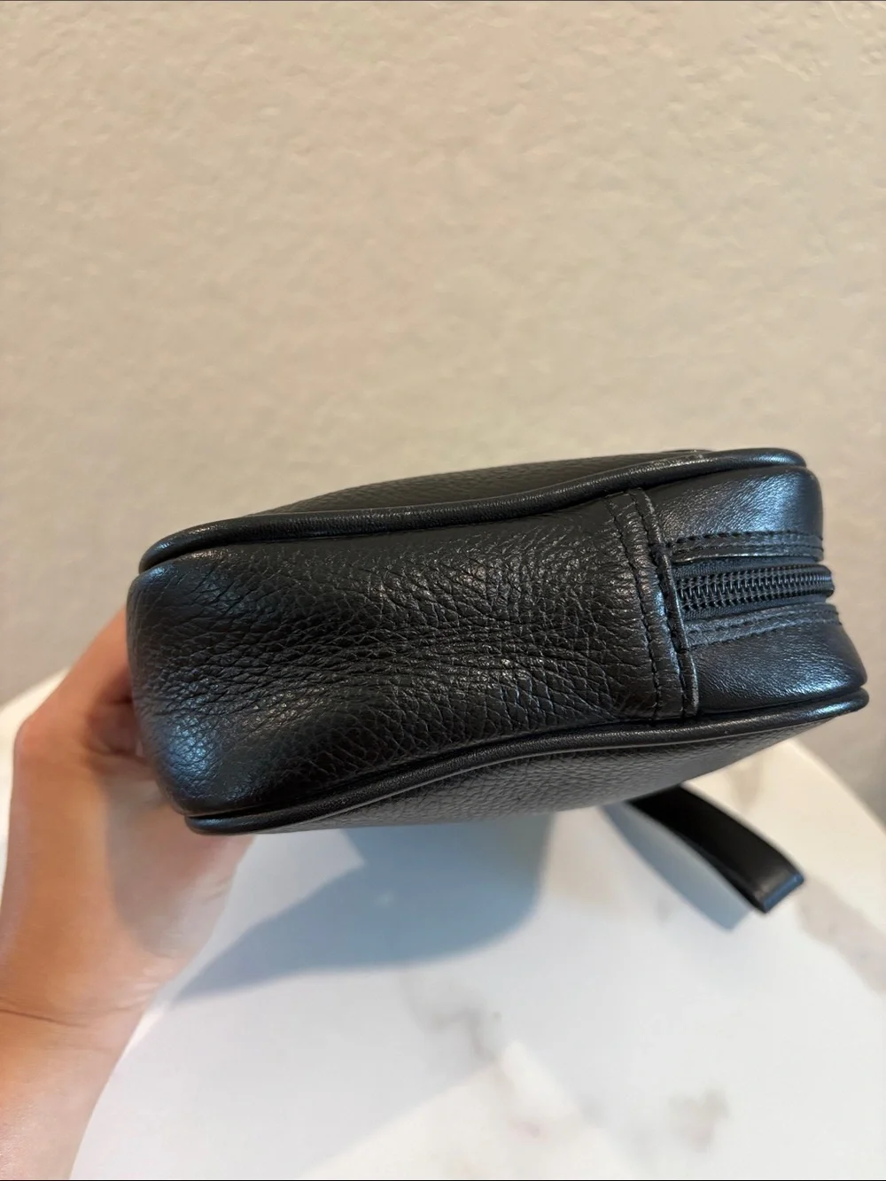 Burberrys Vintage Leather Travel Toiletry Bag Black